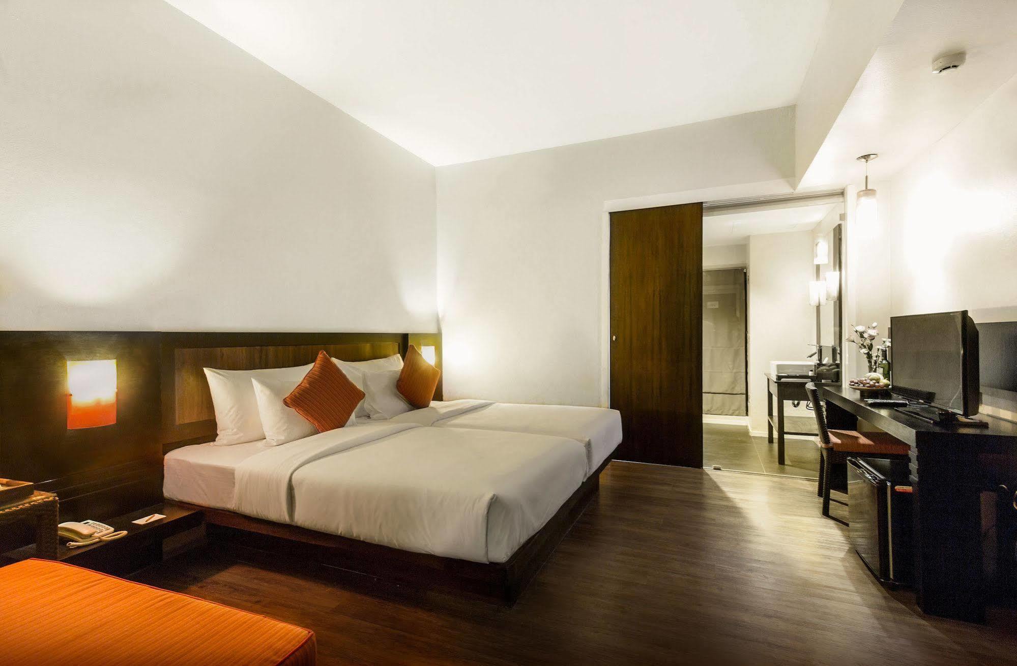 Park Srinakarin Hotel, Bangkok Extérieur photo